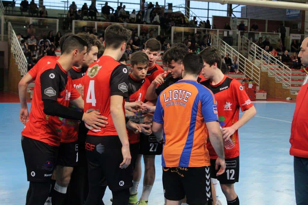 Les jeunes du HC Cournon d'Auvergne préparent la saison prochaine