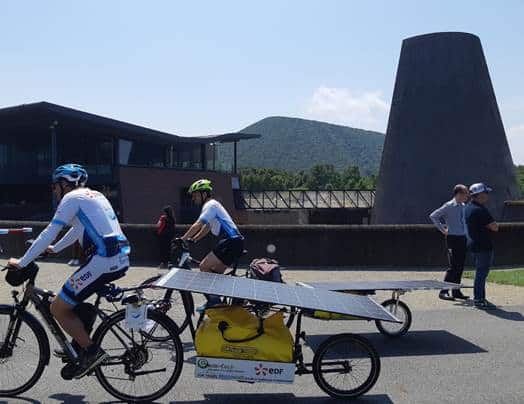 Une course de vélos solaires a fait escale à RLV !